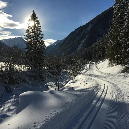 Fam. Gleinser Mirella ניוסטיפט אים סטובאיטל