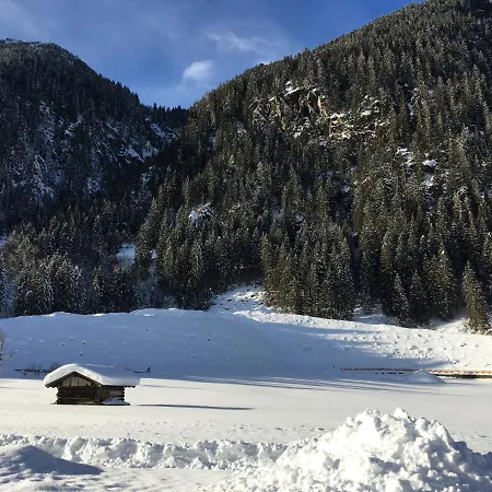 アパーテメンツ ファム グラインザー ミレッラ