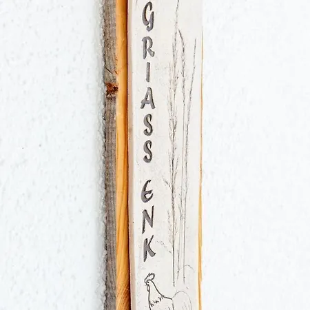 アパーテメンツ ファム グラインザー ミレッラ